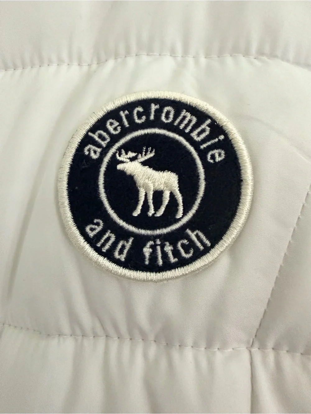 Abercrombie Kids Unisex White Puffer Vest Size Small